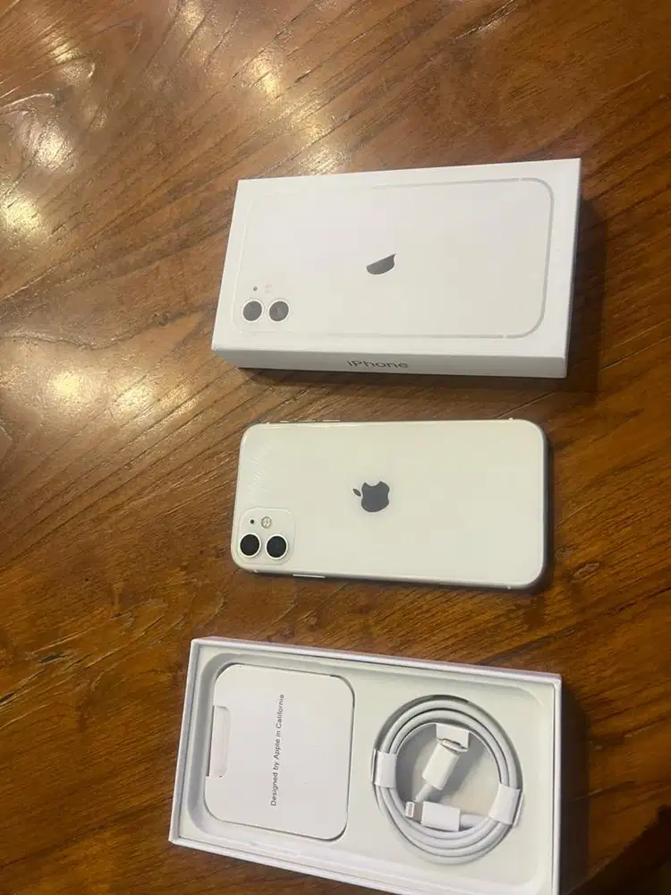 iphone 11 128gb masih mulus luss gan