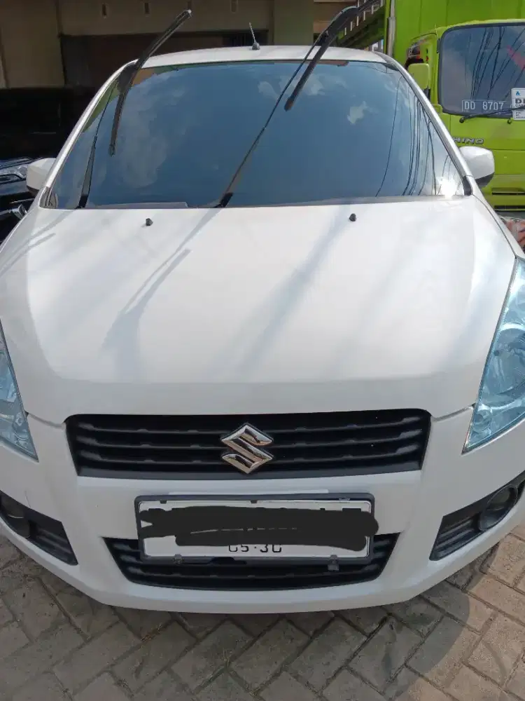 Dijual Mobil Suzuki Splash Type GL