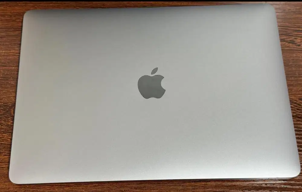 MacBook Air Ml RAM 8/SSD 256GB MURAH
