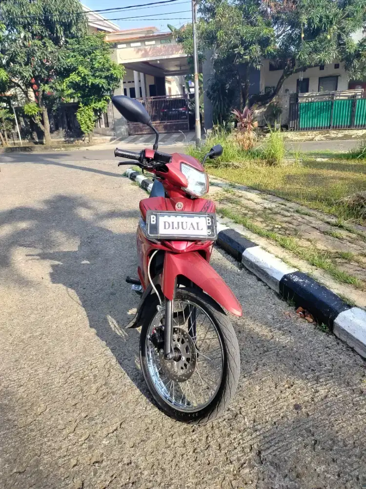 Dijual motor yamaha Vega zr 2010