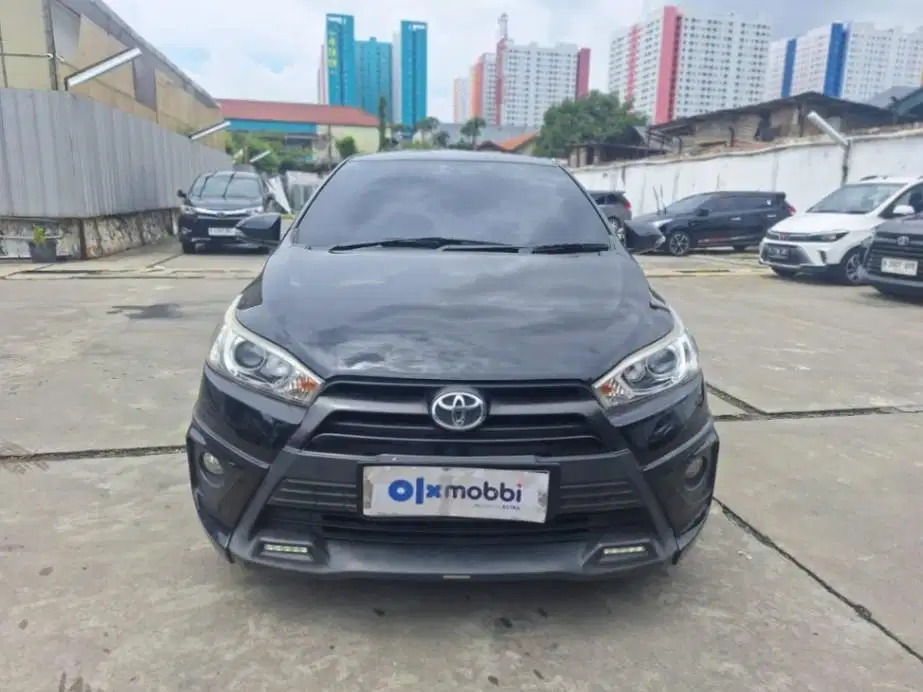 DP MURAH Toyota Yaris 1.5 TRD Sportivo Bensin-AT 2016 Hitam CWYHB