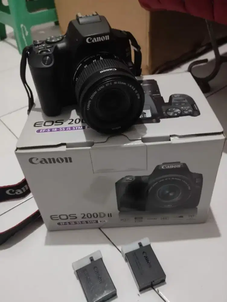 Kamera canon EOS 200D