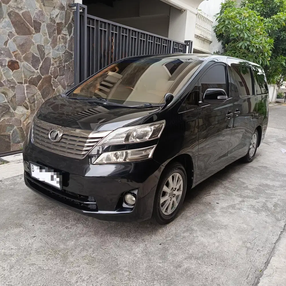Toyota Vellfire 2010 Bensin
