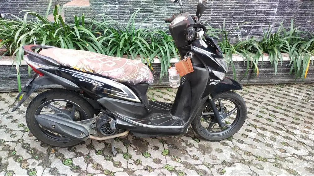 Jual motor Honda beat pop 2016 Rp. 7.700.000 Nego