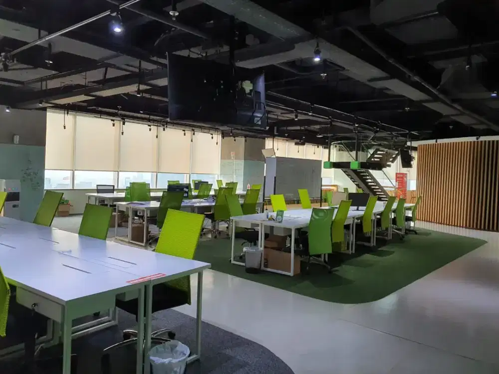 Disewakan office space Ciputra World 2 uk 3200 m2 Furnished at kuningan Jaksel