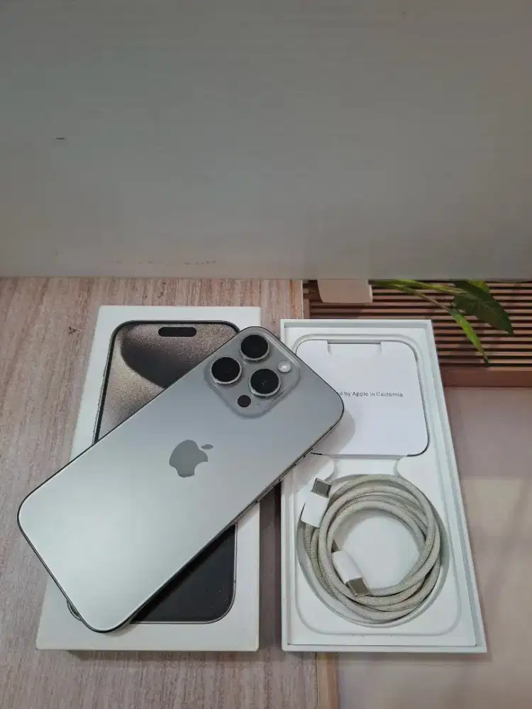 Iphone 15 pro 256 ibox