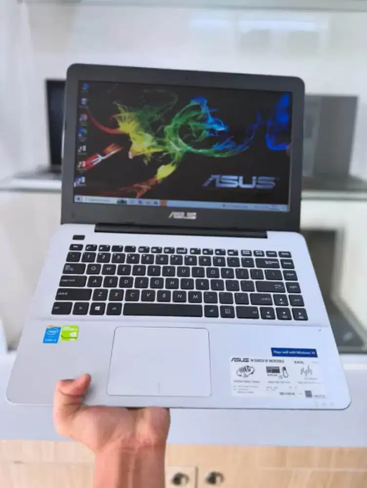 ASUS CORE I5 GEN 5 RAM 12 GB