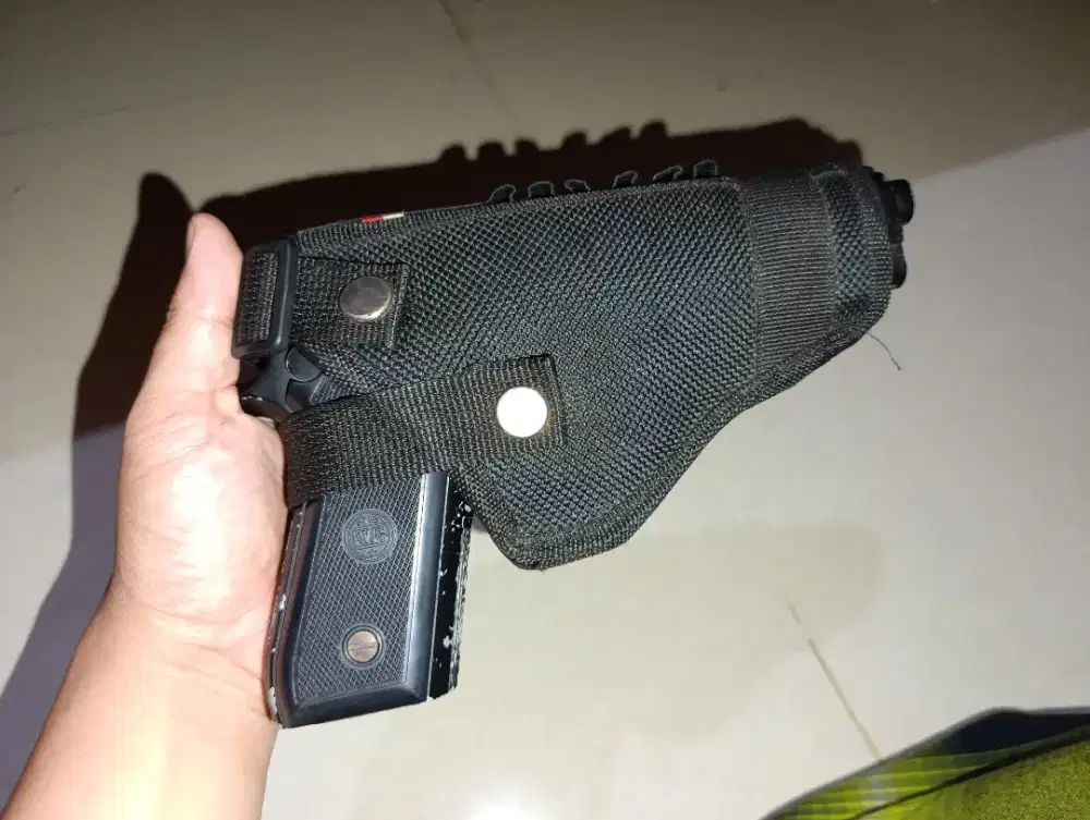 Mainan koleksian 41R 9UN
