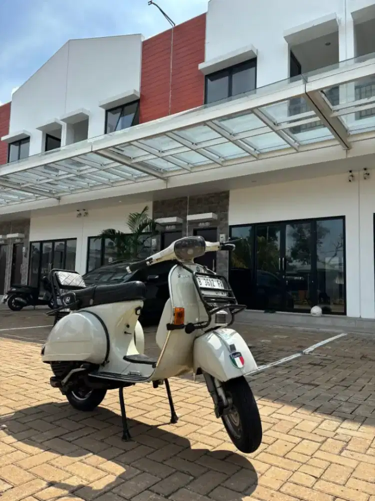 JUAL VESPA PX  150 XE TAHUN 80