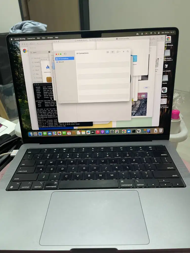 MacBook Pro 14 M1 Pro (2021) – Bekas Mulus, Siap Pakai!