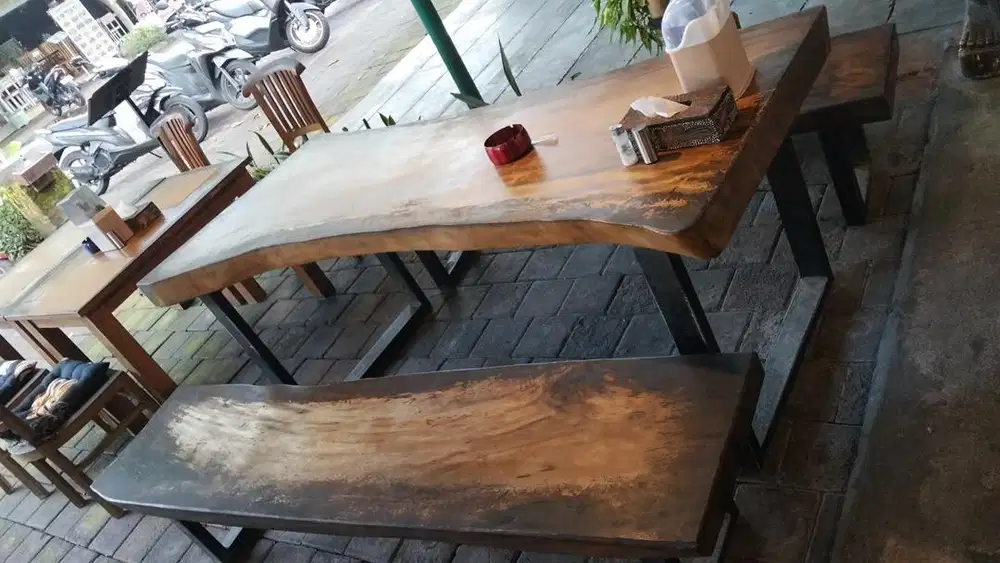 Di jual furniture meja kayu jati set