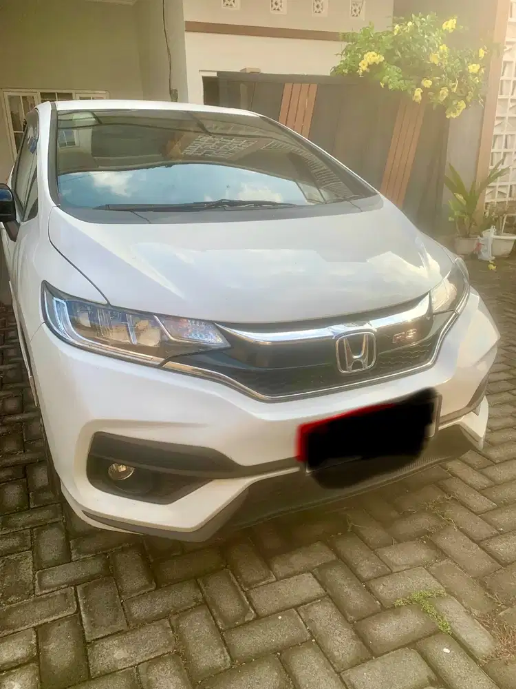 Di Jual Honda Jazz RS Matic Istimewa