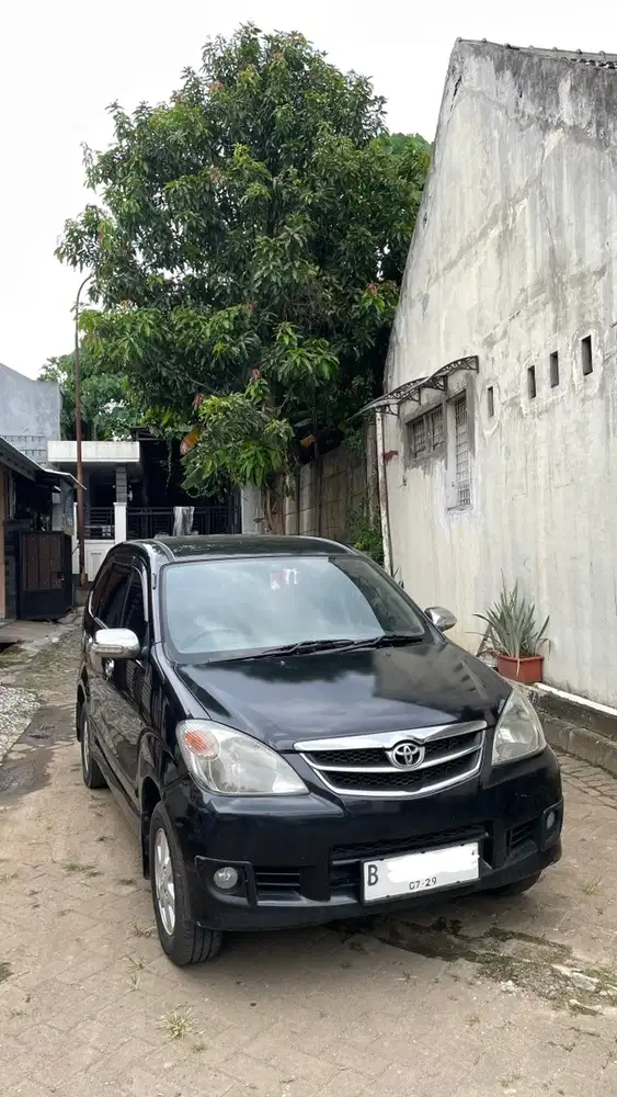 Toyota Avanza g manual 2011