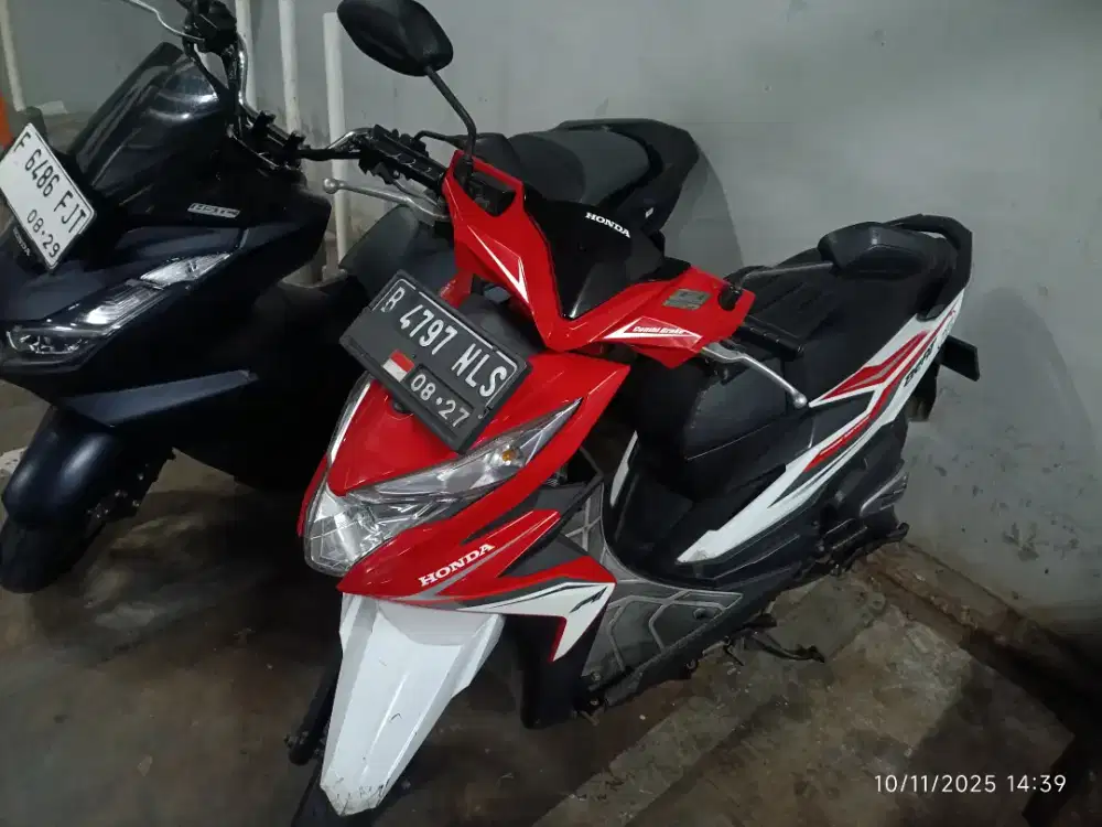 honda beat 2017 murah masih rnak pakai
