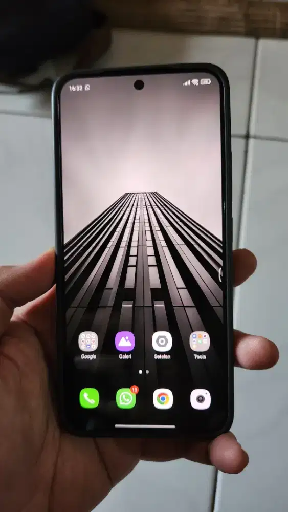 Xiaomi 14 like new