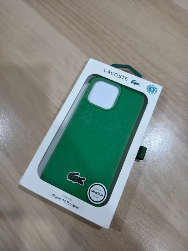 LACOSTE CASE WITH MAGSAFE GREEN IPHONE 15 PRO MAX BRAND NEW