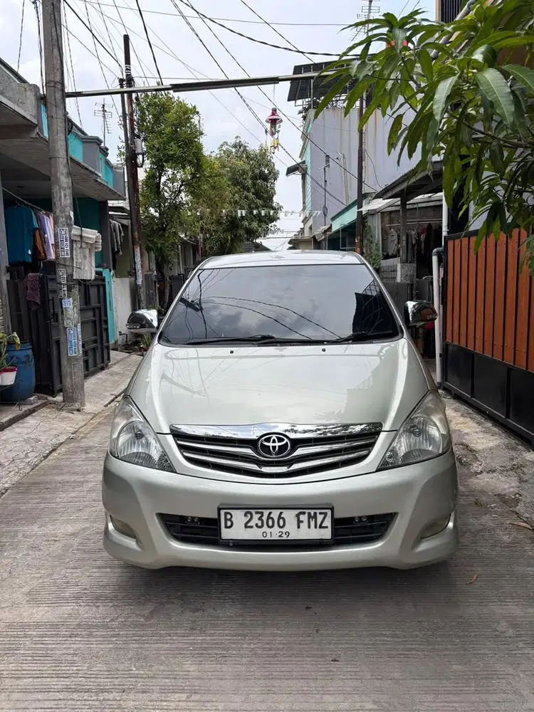 Kijang innova 2.0 g metic pajak hidup siap jalan