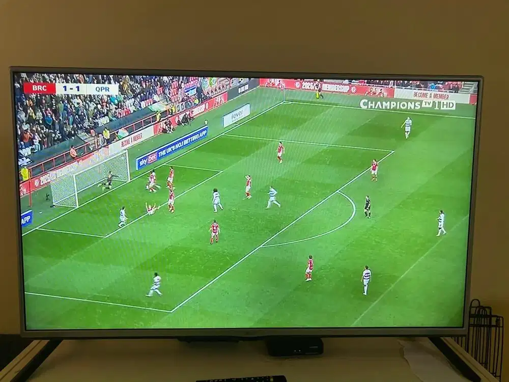 TV LED Merek LG 42inch (HDMI)