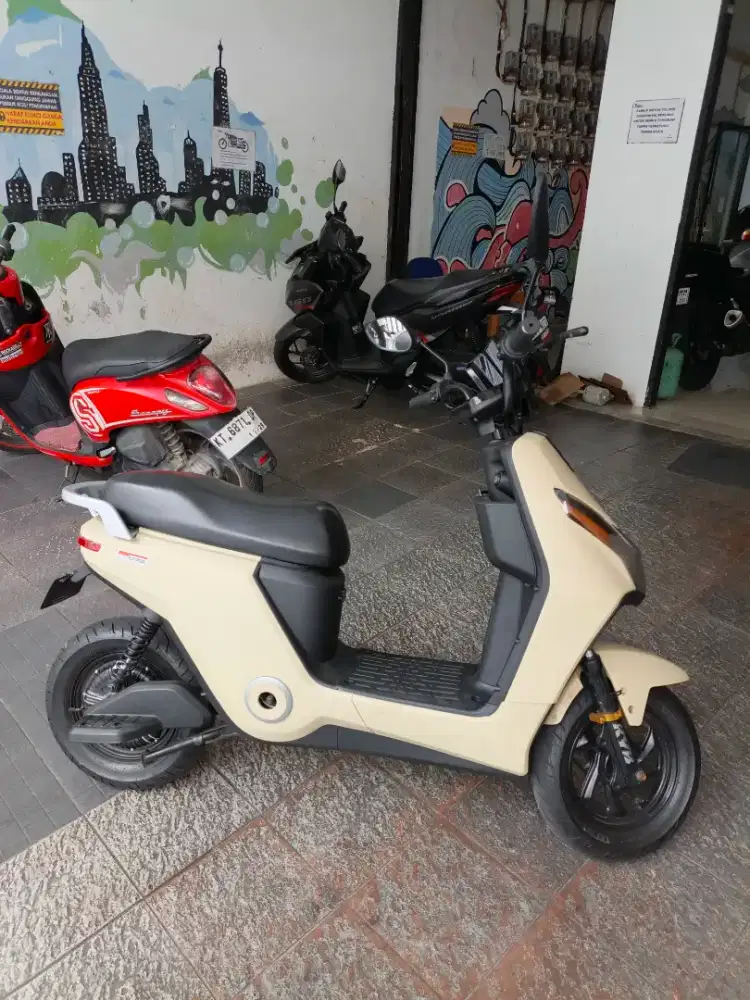 Uwinfly D70 Jual Rugi
