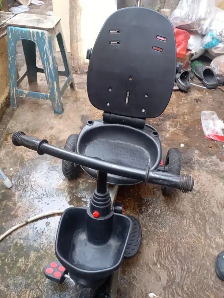 Sepeda Family roda tiga