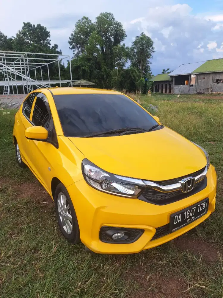 Honda brio kuning 2019 menawan