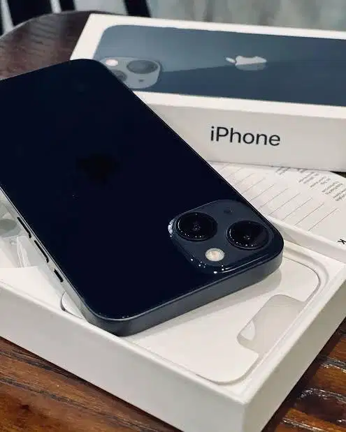 Iphone 13 Midhnight 128 gb (Blibli)