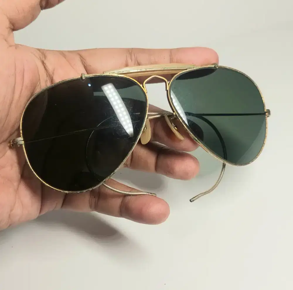 Kacamata rayban aviator