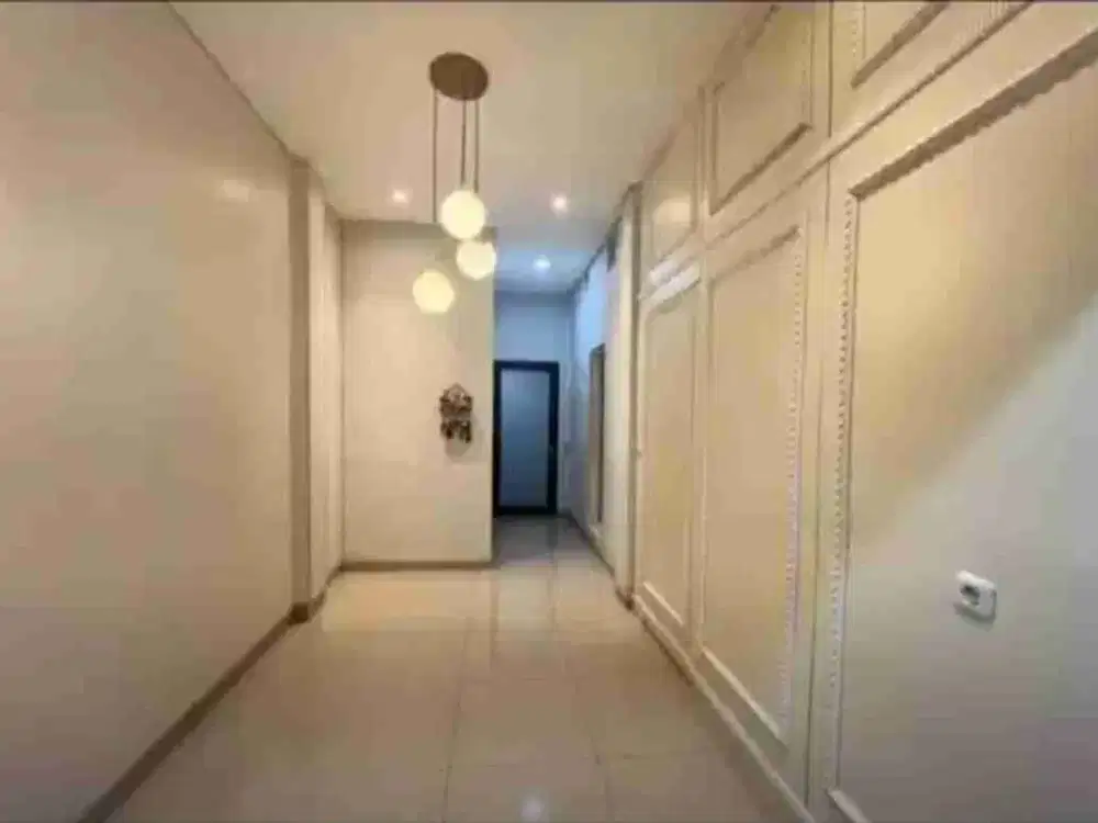 rumah cantik siap huni di dekat alun alun malang dan stasiun tengah kota malang