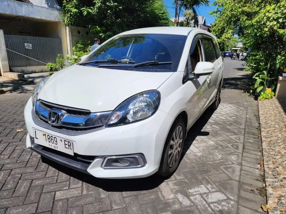 HONDA MOBILIO 1.5 E PRESTIGE MATIC 2015 PUTIH SURABAYA