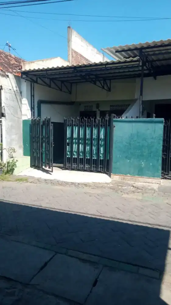 Disewakan / Dikontrakan Rumah untuk Pasutri, Mahasiswa / Mahasiswi