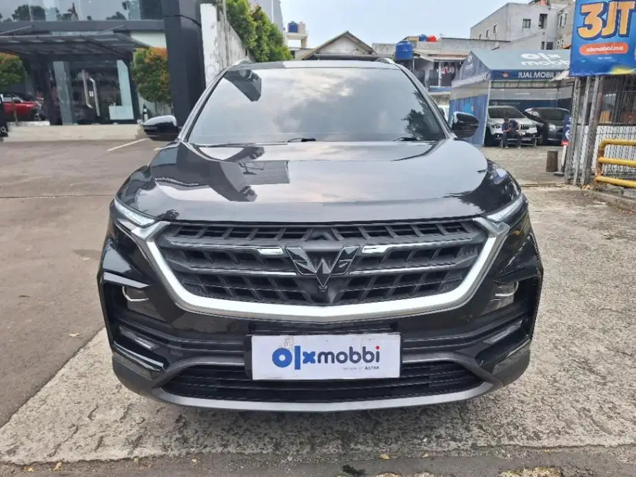 DP MURAH Wuling Almaz 1.5 Exclusive 7-Seater Bensin-AT 2022 CHFUB