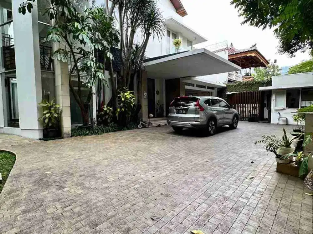 jual rumah bagus di selong Kebayoran Baru Jakarta Selatan