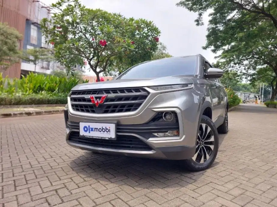 LOW DP Wuling Almaz 1.5 Smart Enjoy 7-Seater Bensin-MT 2022 HKL
