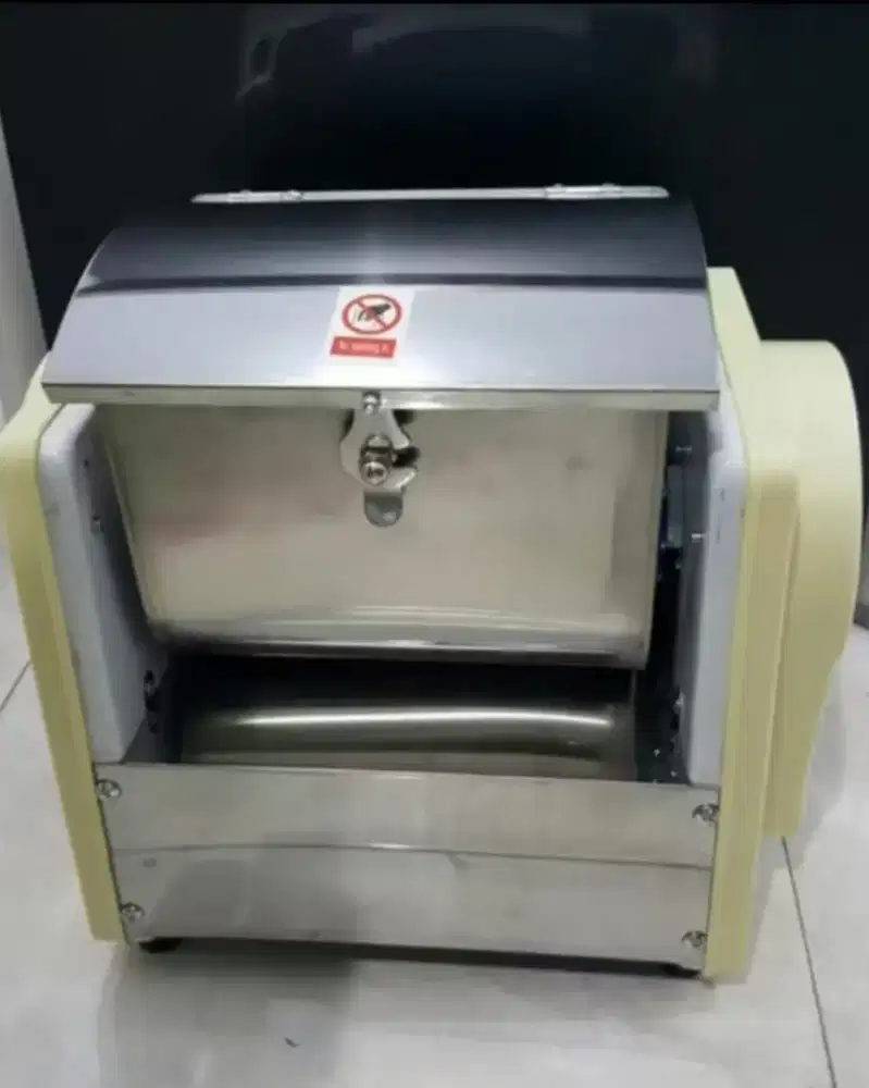 Mixer Adonan Roti