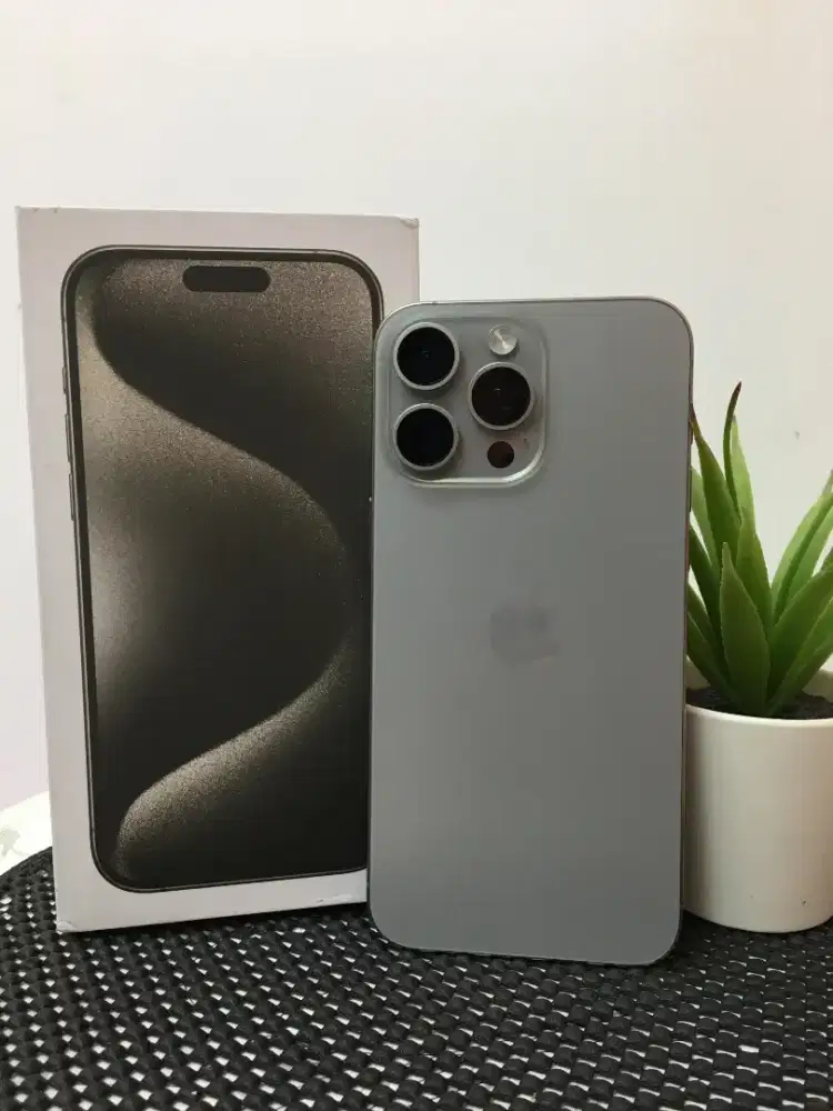 iPhone 15 PROMAX 256 inter Zp/a