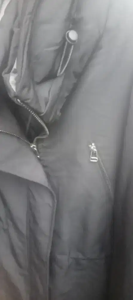 Jaket parka hitam
