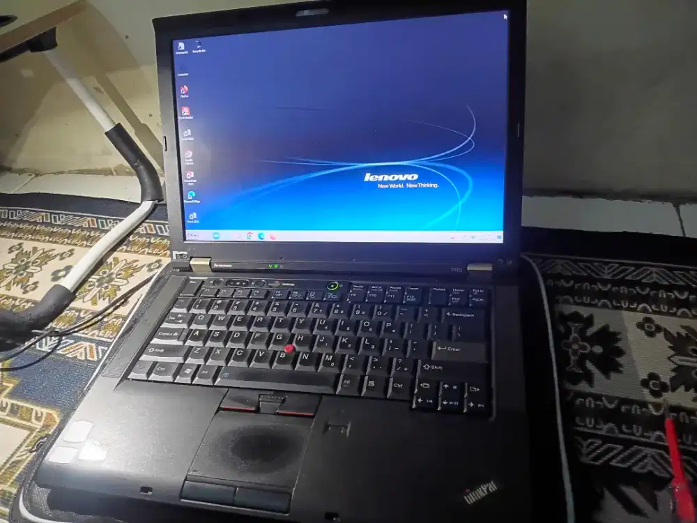 Laptop Lenovo T410 minus