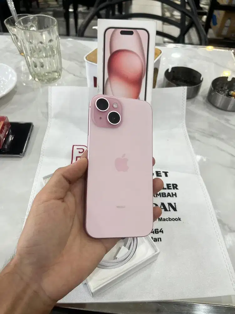 iphone 15 128GB, pink garansi ibox 8 bulan