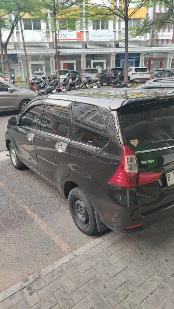 Daihatsu Xenia 2018 Bensin