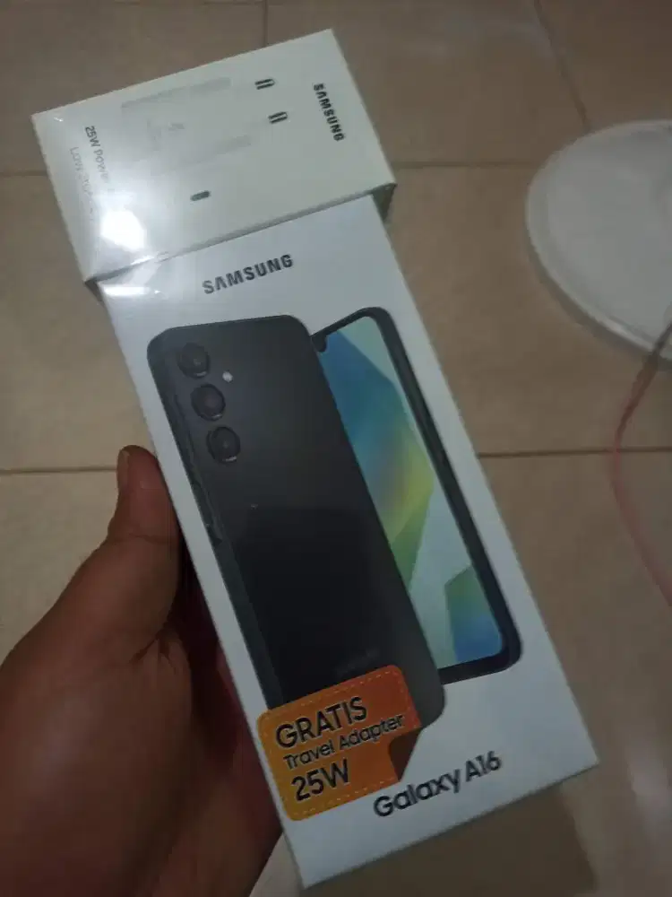 Samsung galaxy A16 8/256 black  bekas alias baru.