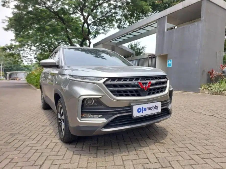 LOW DP Wuling Almaz 1.5 Smart Enjoy 7-Seater Bensin-MT 2022 HKL