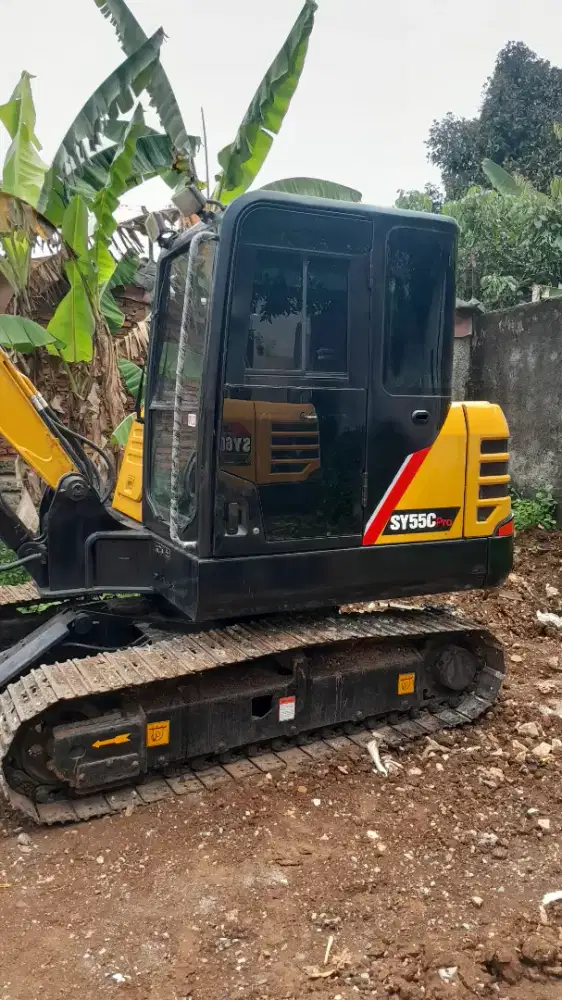 Excavator nimi SANY SY55C