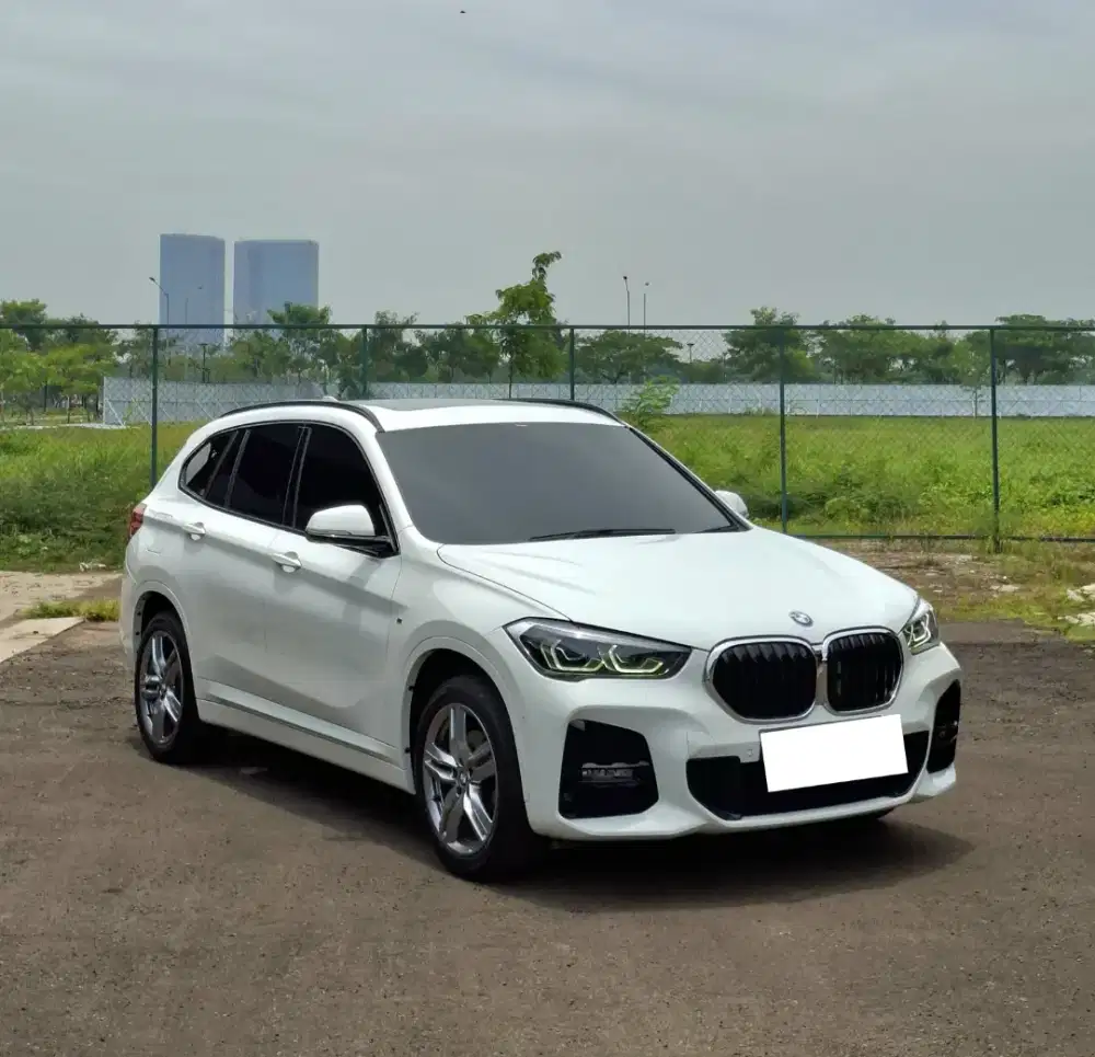 BMW X1 SDRIVE 18i M Sport AT 2022 Bensin