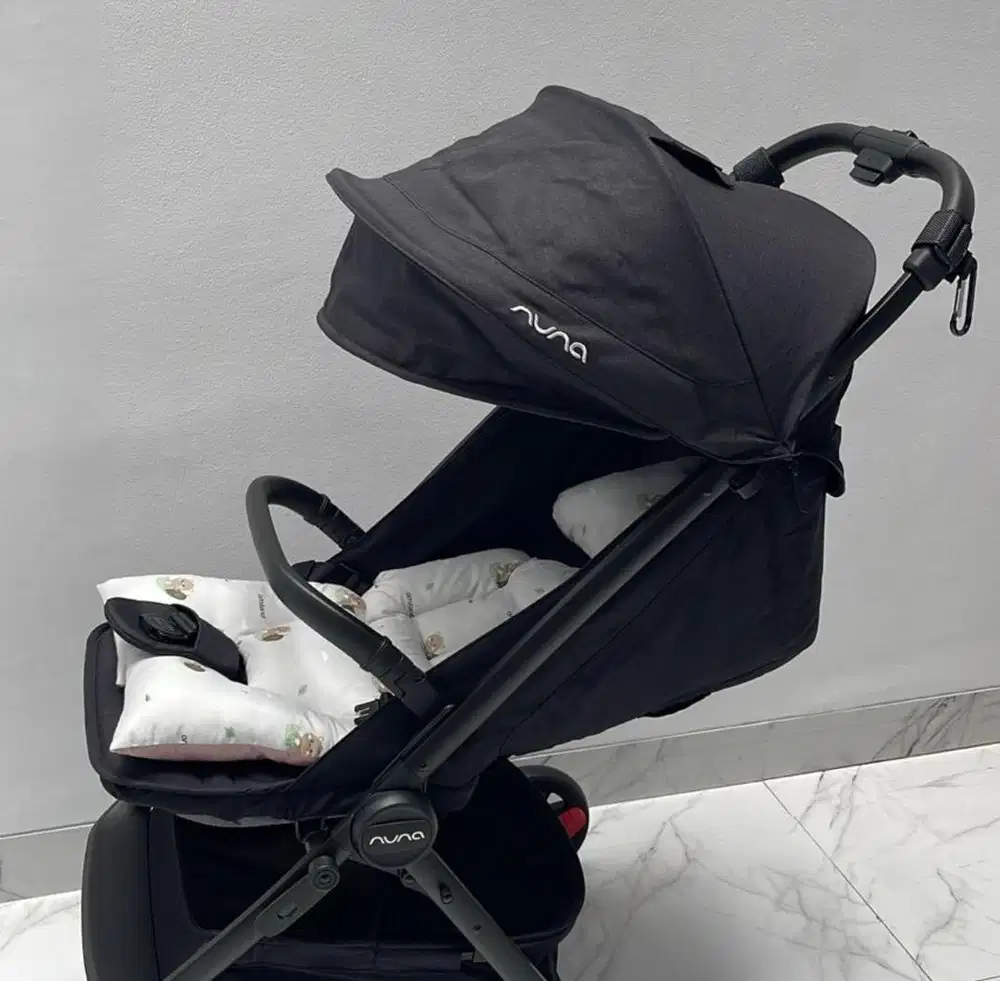 Nuna Travel Stroller