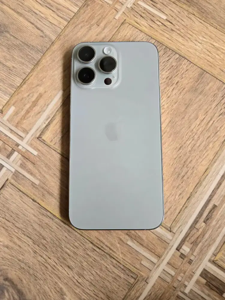 Iphone 15 Pro Max , 256 gb