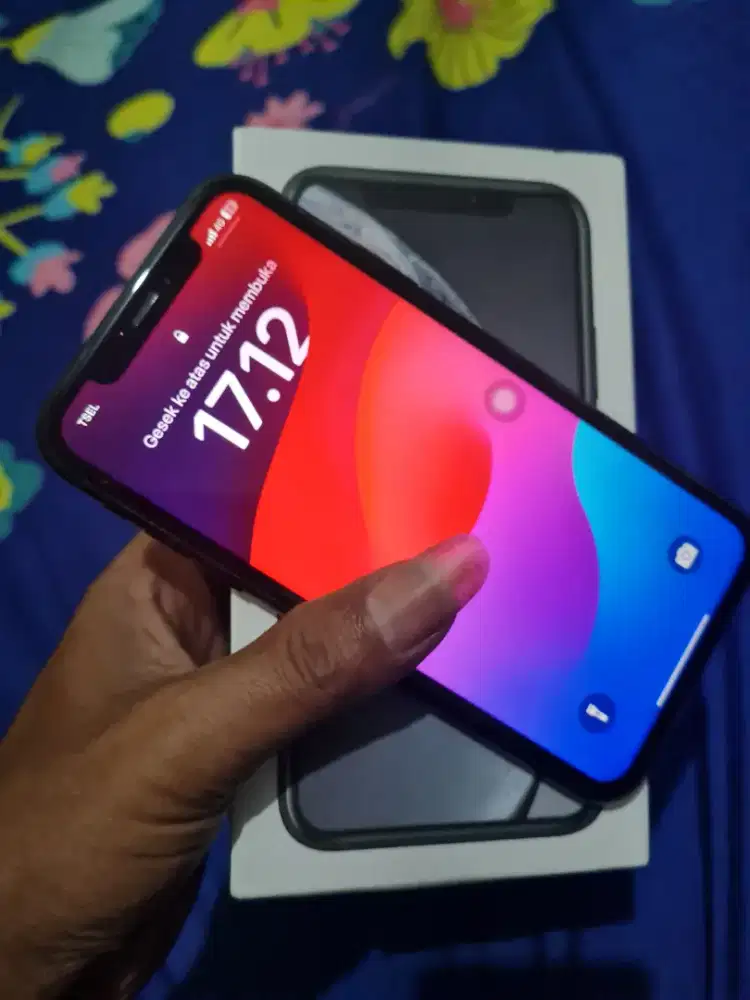 D jual iPhone xr 128gb inter