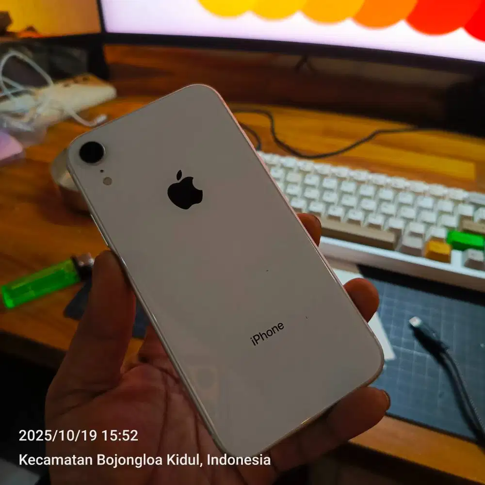 iPhone XR 64 GB iBox Resmi 95% Mulus Original White