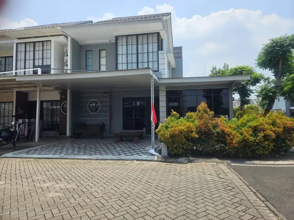 Jual Rumah Hoek di Green Lake Cluster East Asia
