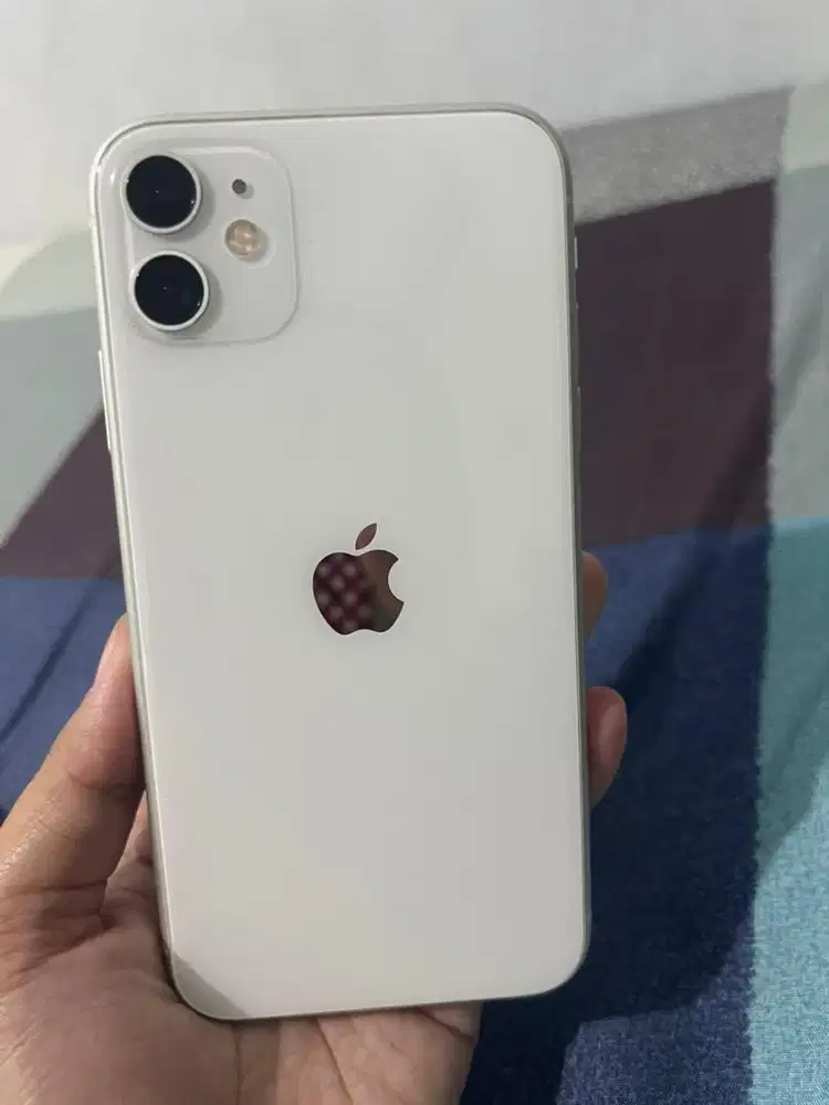Iphone 11 bekas