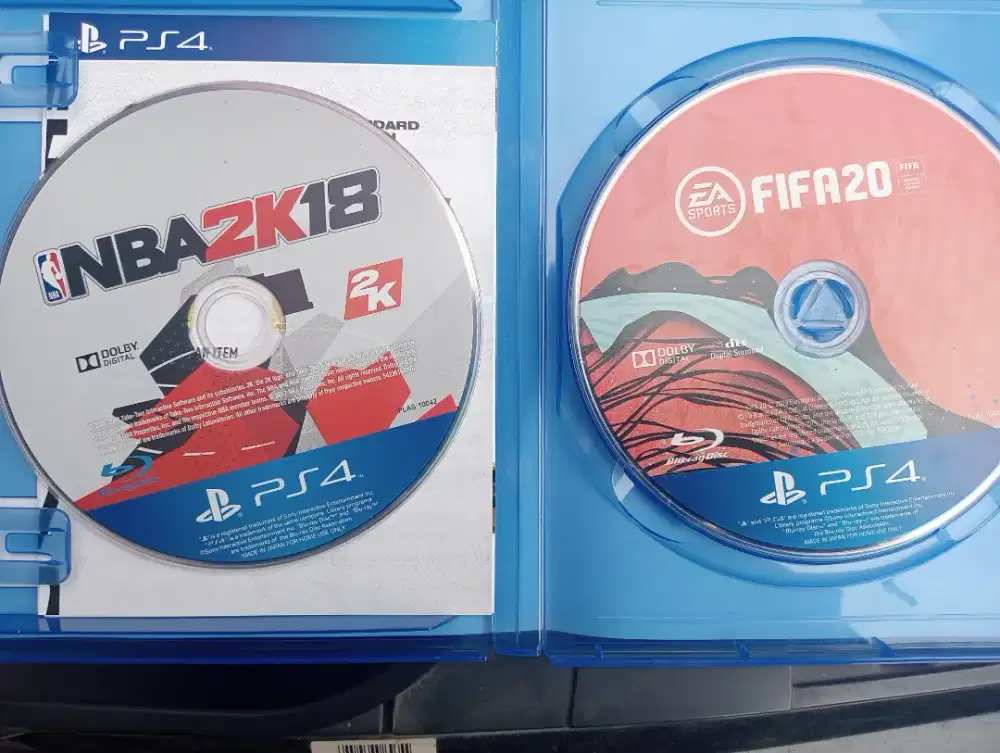 Kaset game ps4 bola